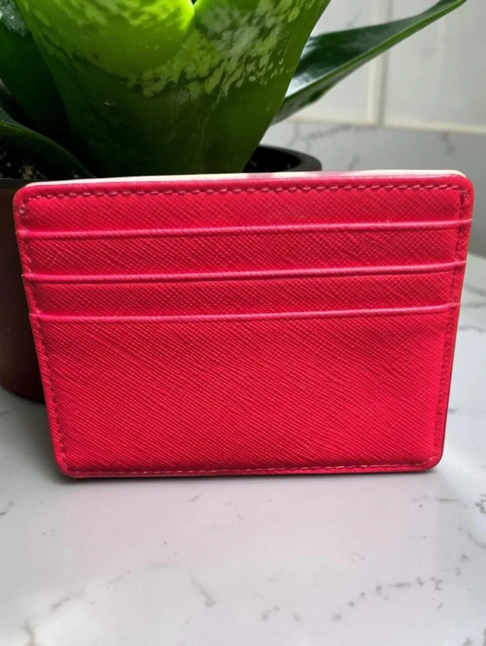 henri bendel Blush Pink & Red Saffiano Leather Card Case with Gold Plaque, NWOT